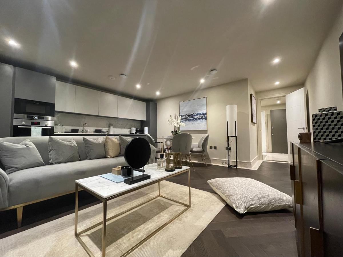 شقة Sophisticated 1Br, 1 Ba Chigwell Designer Flat Chcl F2 المظهر الخارجي الصورة